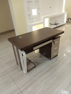 Office Tables With Drawers 1.4meters