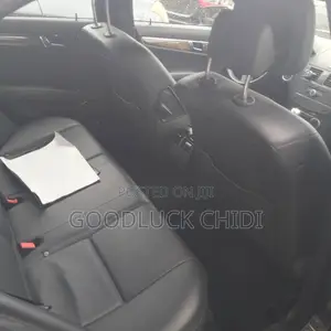 Mercedes-Benz C250 2010 Gray