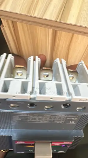 4pole Schneider