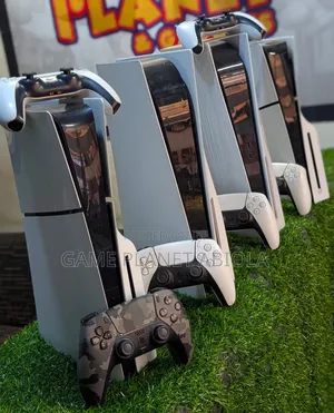 Ps5 With 7 Games