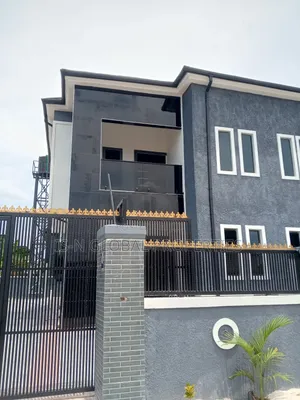 4bdrm Duplex in Army Estate, Warri for sale