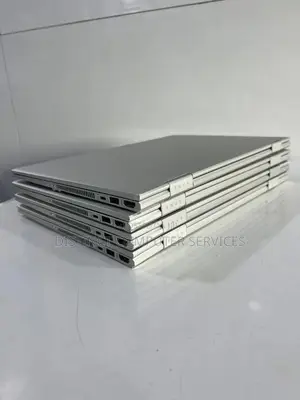Laptop HP Envy 15-ep0xxx 16GB Intel Core i7 SSD 512GB