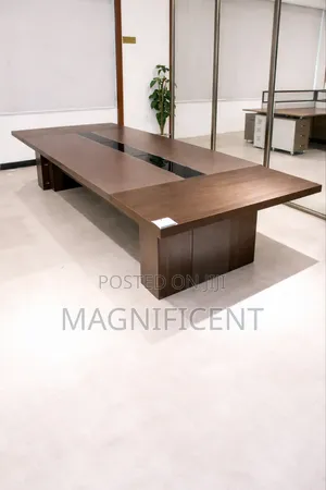 Premium Executive Boardroom Table – Luxury Modern Conference Desk