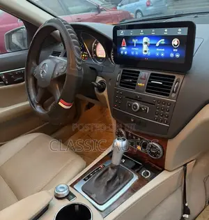 Mercedes-Benz C300 2008 Gold
