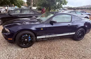 Ford Mustang V6 Premium 2010 Blue
