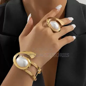 Ladies Classic Bangle and Ring Set