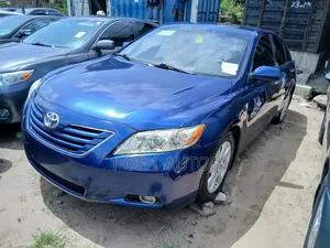 Toyota Camry XLE V6 4dr Sedan (3.5L 6cyl 6AM) 2009 Blue