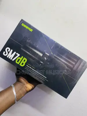 Shure Sm7db Dynamic Mic for Studio Recording and Podcast