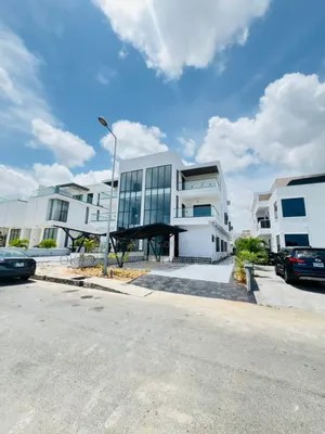 5bdrm Duplex in Ikate for sale