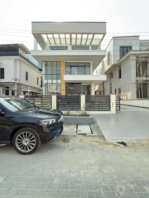 5bdrm Duplex in Ikota for sale
