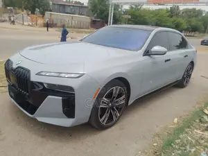 BMW 760 2023 Gray