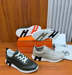 Hermes Sneakers 40-46 Available in Black and Ash
