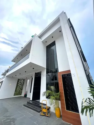 5bdrm Duplex in Lekki Expressway for sale
