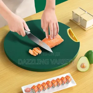 Double-Sided Green and Gold Chopping Board - Round Shape