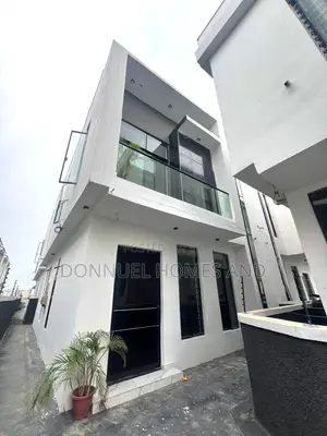 4bdrm Duplex in Ikota for sale