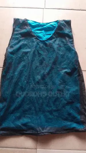 2 Face Bibs