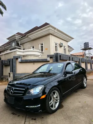 Mercedes-Benz C300 Sport 4Matic Sedan AWD (3.5L 6cyl 7A) 2014 Black