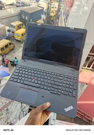 Laptop Lenovo ThinkPad Edge E550 8GB Intel Core i5 HDD 500GB