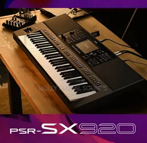Yamaha PSR-Sx920 Arranger Keyboard With 61 Keys
