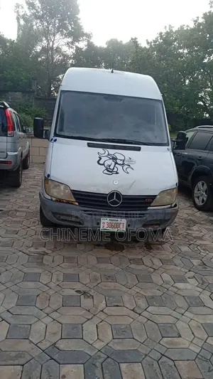 Mercedes-Benz Sprinter 2006 White