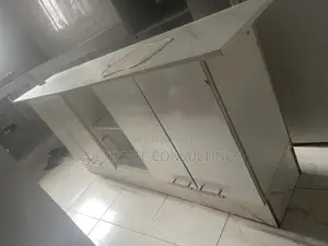 Neatly Used Kitchen Cabinet Available for a New Home