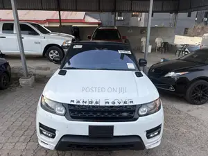 Land Rover Range Rover Sport HSE 4x4 (3.0L 6cyl 8A) 2016 White
