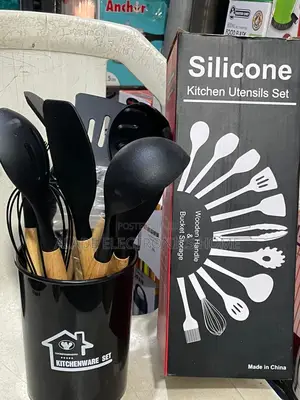 12pcs” Silicone Kitchen Utensils Set. 5yrs Warranty