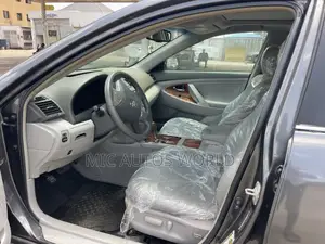 Toyota Camry 2011 Gray