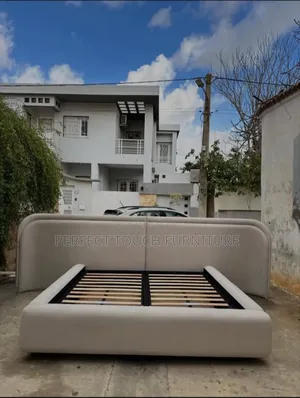 King's 6by6 Bedframe