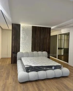 Royal 6ft by 6ft Bedframe