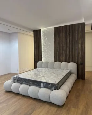 Royal 6ft by 6ft Bedframe