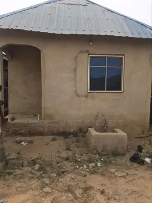 Furnished Mini Flat in Ikorodu for sale