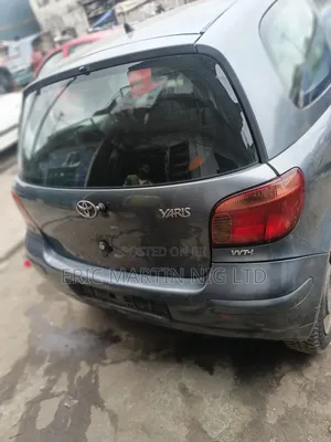 Toyota Yaris 2009 Gray