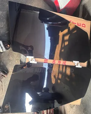 One Set of Tinted Door Glass for Lexus Rx 350 2020 Model Available Now