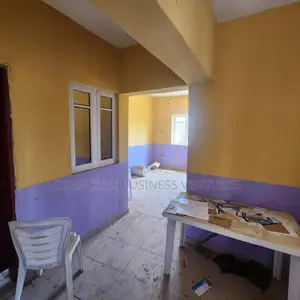 A 17 Classrooms School Building on 4 Plots of Land