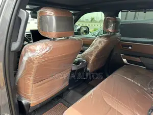 Toyota Tundra Platinum 2022 Gray