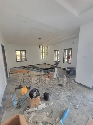 2bdrm Block of Flats in Behind Dunamis, Sabon Lugbe for rent