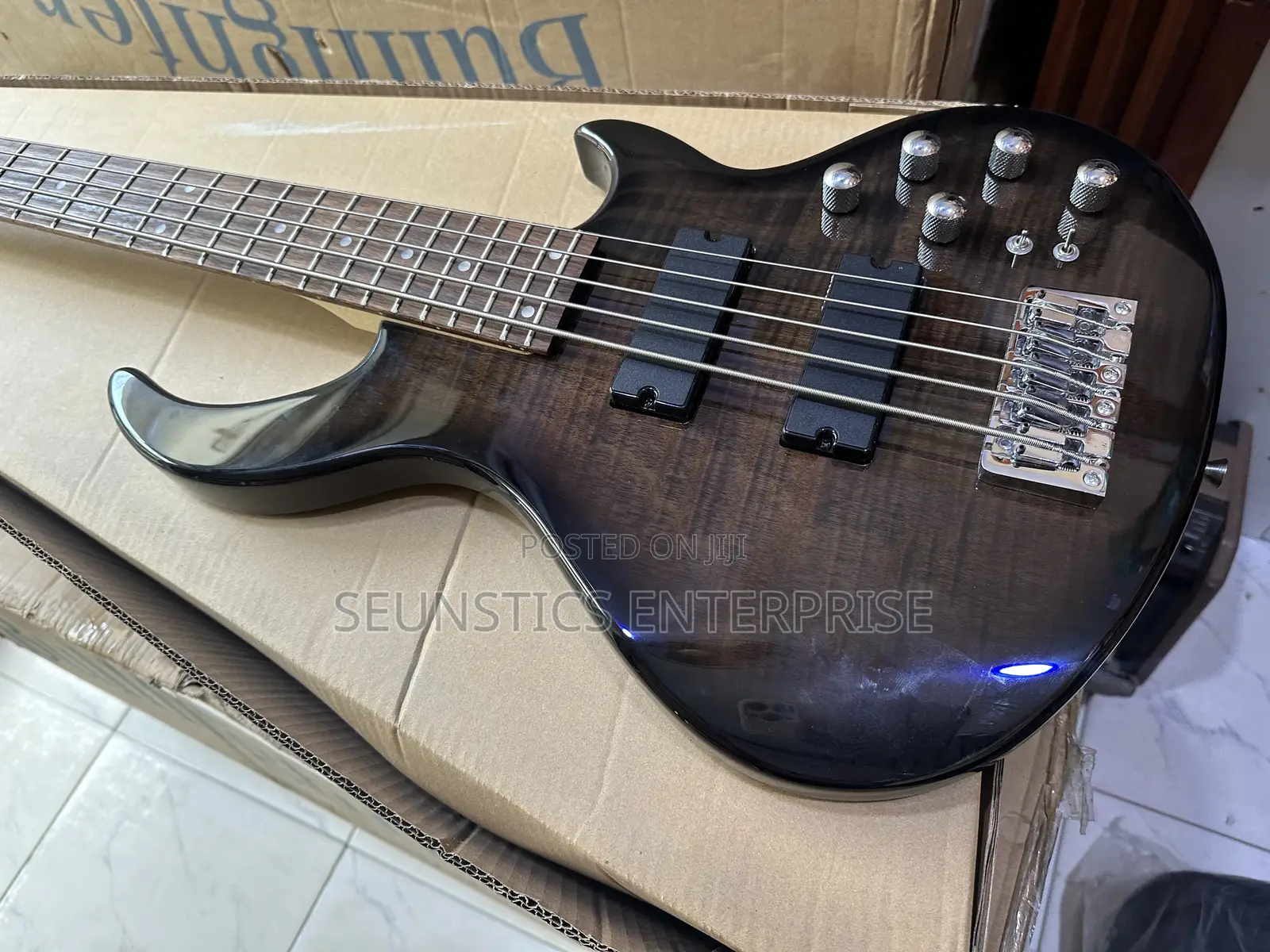 Quality Stringberg Five String Active Bass Guitar (Horizon Series)