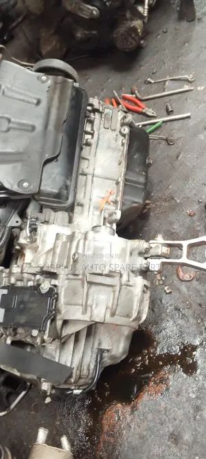 Engine and Gear for Chrysler 200c