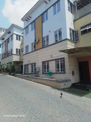 4bdrm Townhouse / Terrace in Guzape for rent
