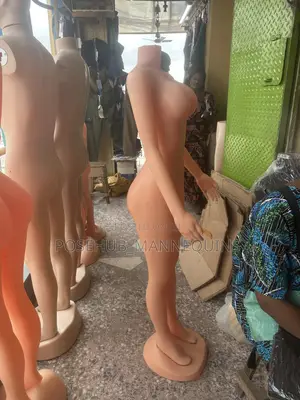 Headless Normal Female Plastic Mannequin
