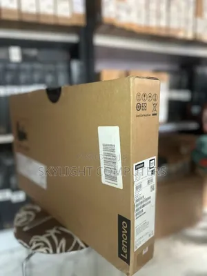 New Laptop Lenovo 8GB Intel Core i5 SSD 512GB