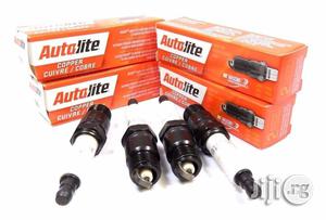 High Performance Autolite 3923 Copper Spark Plugs (4 Pieces)