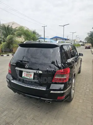 Mercedes-Benz GLK-Class 2012 Black