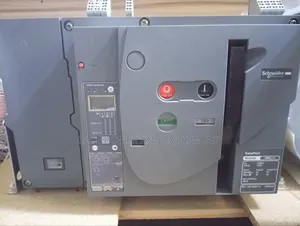 Schneider Air Circuit Breaker