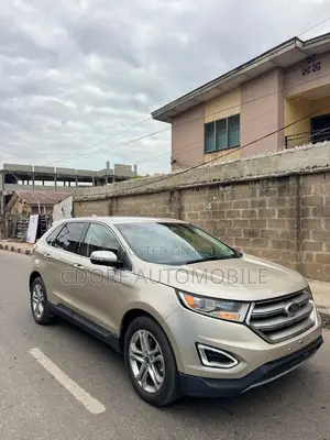 Ford Edge Titanium AWD 2018 Gold