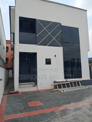 5bdrm Duplex in Dideolu Court Estate, Ogba for sale