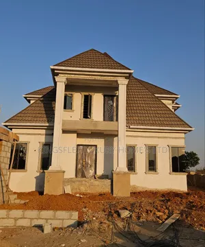 5bdrm Duplex In Police Housing, Kurudu For Sale