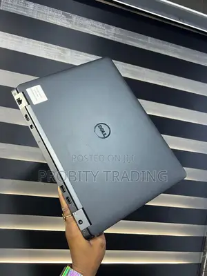 Laptop Dell Latitude E7470 8GB Intel Core i7 SSD 256GB