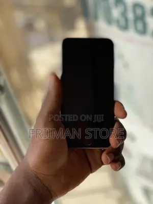 Apple iPhone 8 64 GB Black